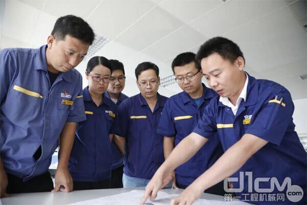 徐工定變量二代平台化研發(fā)團隊 